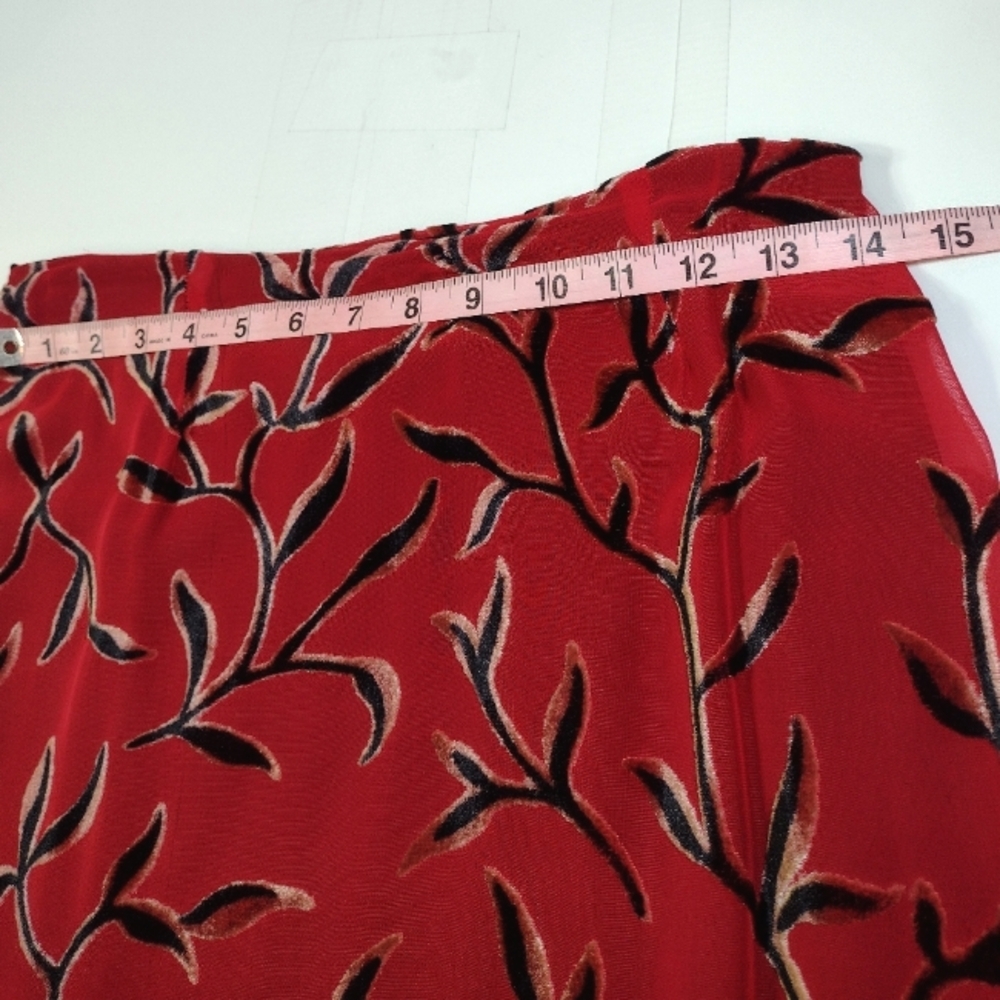 Tessuto Vintage Women's Red/Black Maxi Skirt Size (M) - Picture 9 of 12